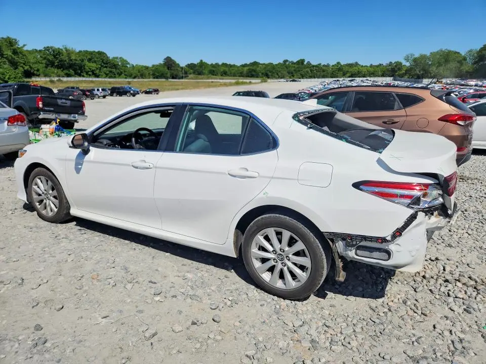 2020 TOYOTA CAMRY LE  