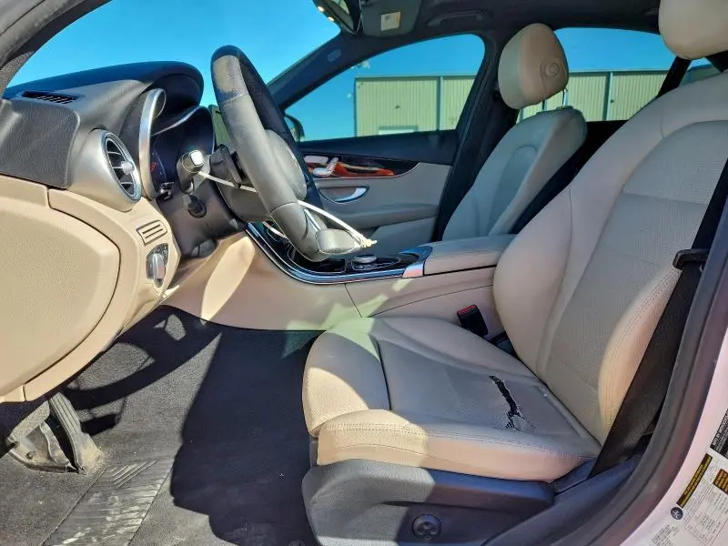 2019 MERCEDES-BENZ C 300  