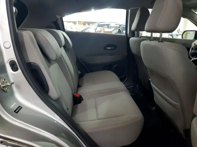 2016 HONDA HR-V LX  