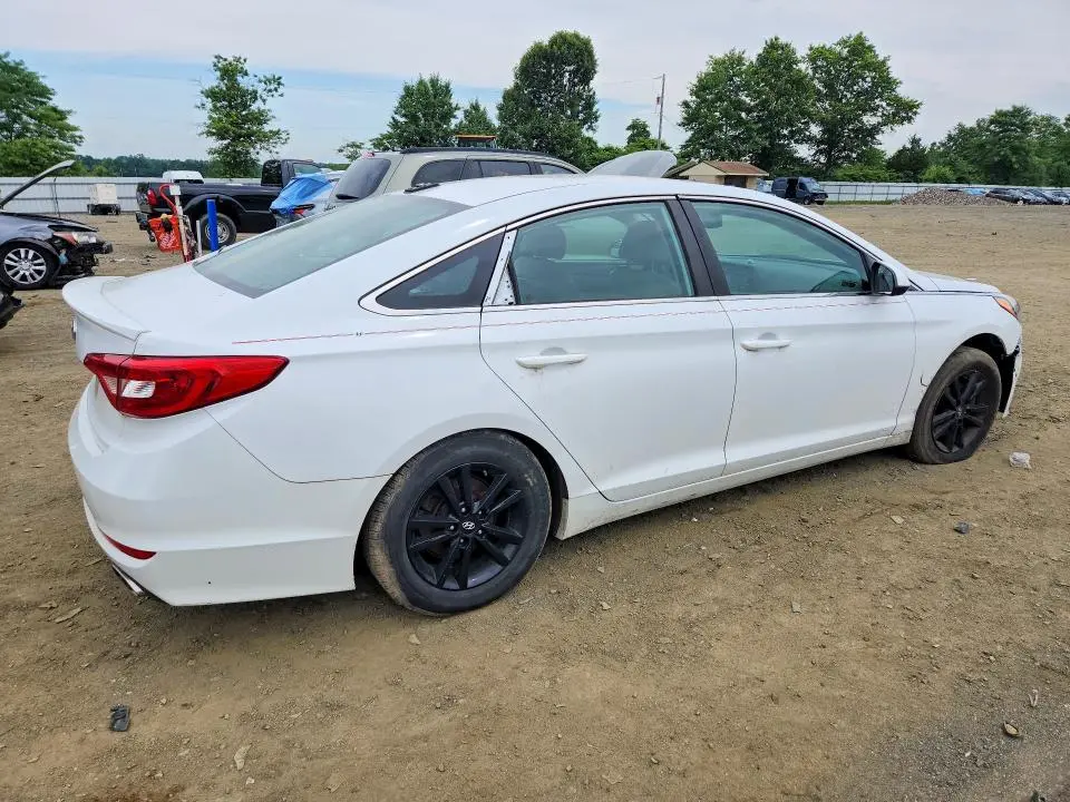 2016 HYUNDAI SONATA SE  
