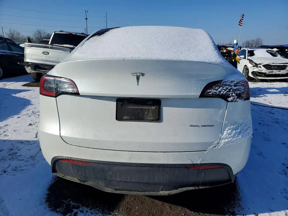 2022 TESLA MODEL Y   
