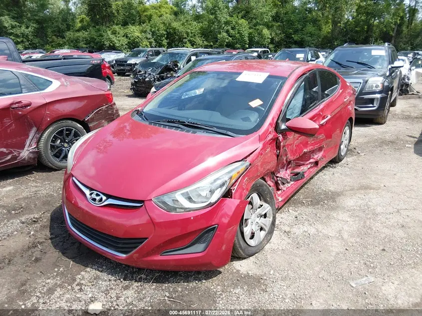 2016 HYUNDAI ELANTRA SE