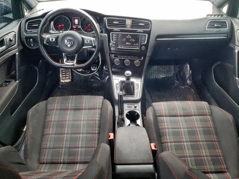 2016 VOLKSWAGEN GTI S/SE  