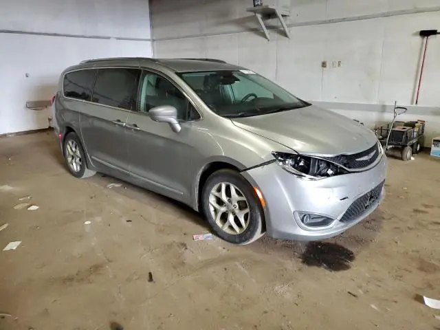 2017 CHRYSLER PACIFICA TOURING L PLUS  