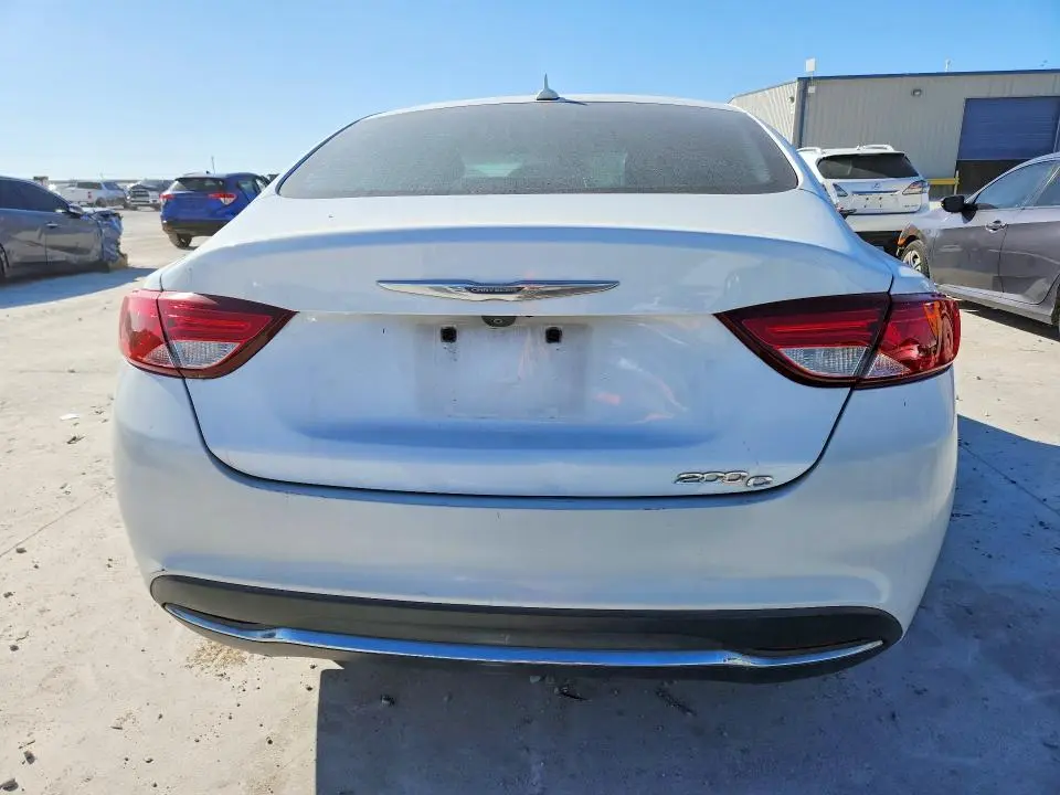 2015 CHRYSLER 200 C  