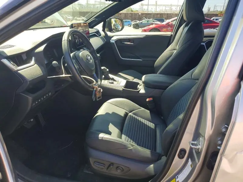 2024 TOYOTA RAV4 XSE  