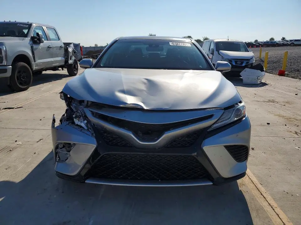 2020 TOYOTA CAMRY XSE  