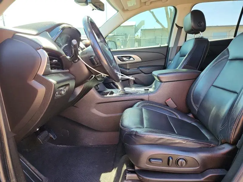 2018 CHEVROLET TRAVERSE LT  