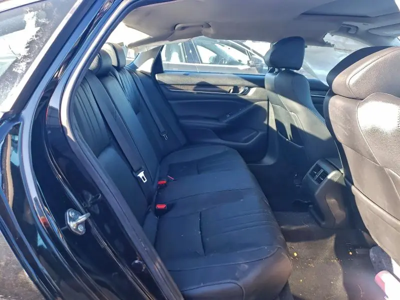 2019 HONDA ACCORD TOURING  