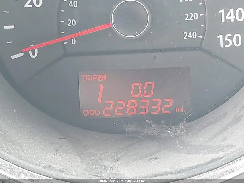 2012 KIA SORENTO LX