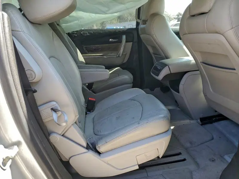 2012 GMC ACADIA SLT-1  