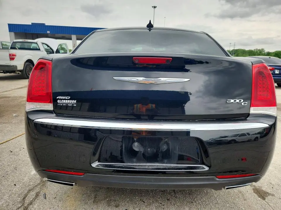 2016 CHRYSLER 300C   