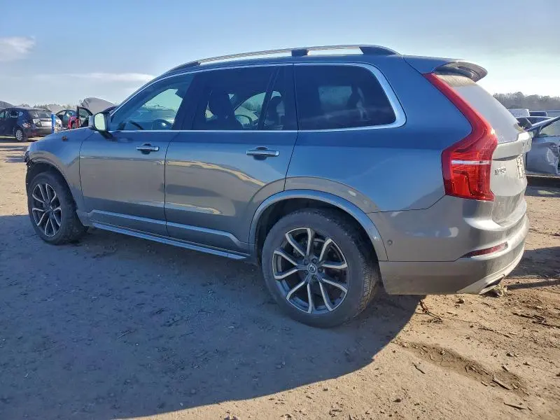 2016 VOLVO XC90 T6  