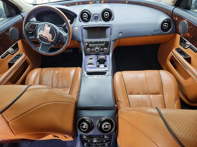 2012 JAGUAR XJL   