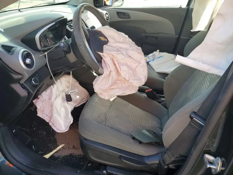 2018 CHEVROLET SONIC LS  
