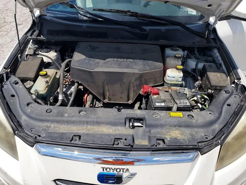2013 TOYOTA RAV4 EV BASE  