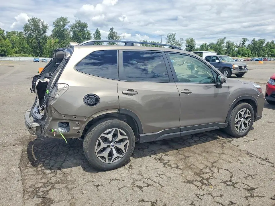 2020 SUBARU FORESTER PREMIUM  