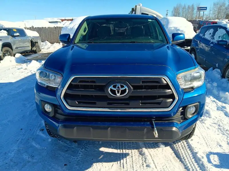 2017 TOYOTA TACOMA SR5 V6  