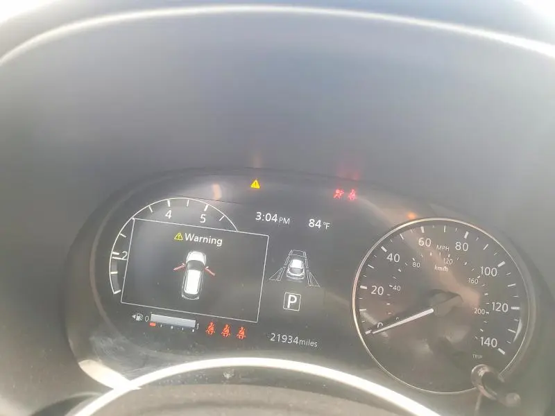 2024 NISSAN KICKS SV  