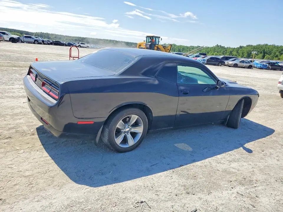 2017 DODGE CHALLENGER SXT  