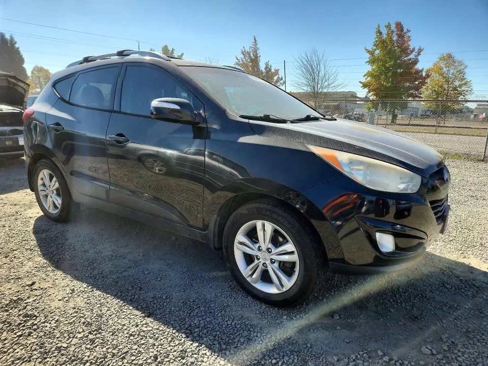 2013 HYUNDAI TUCSON GLS  