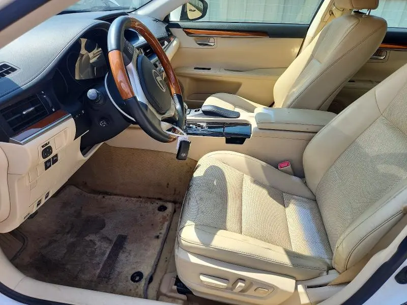 2013 LEXUS ES 300H  