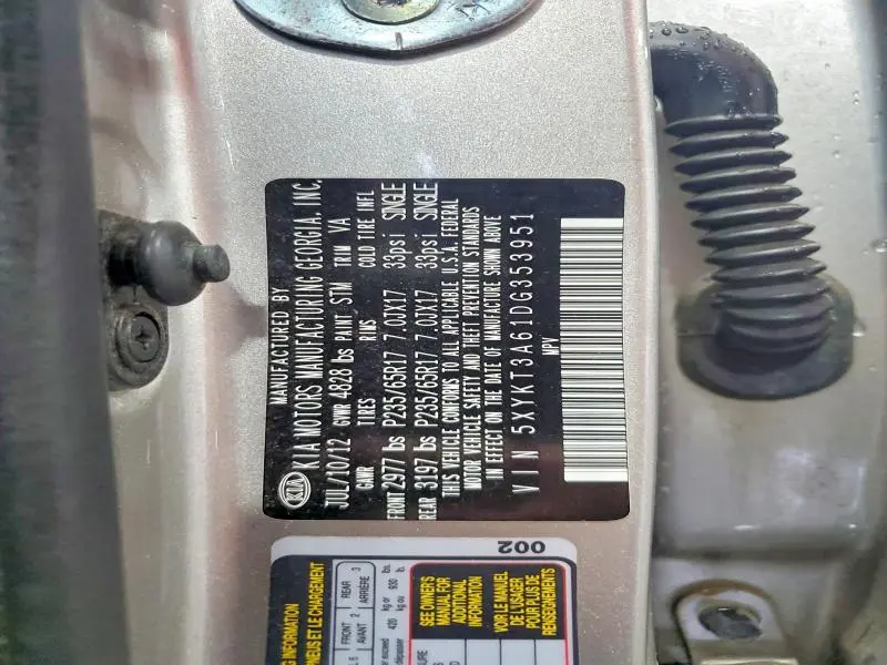 2013 KIA SORENTO LX  