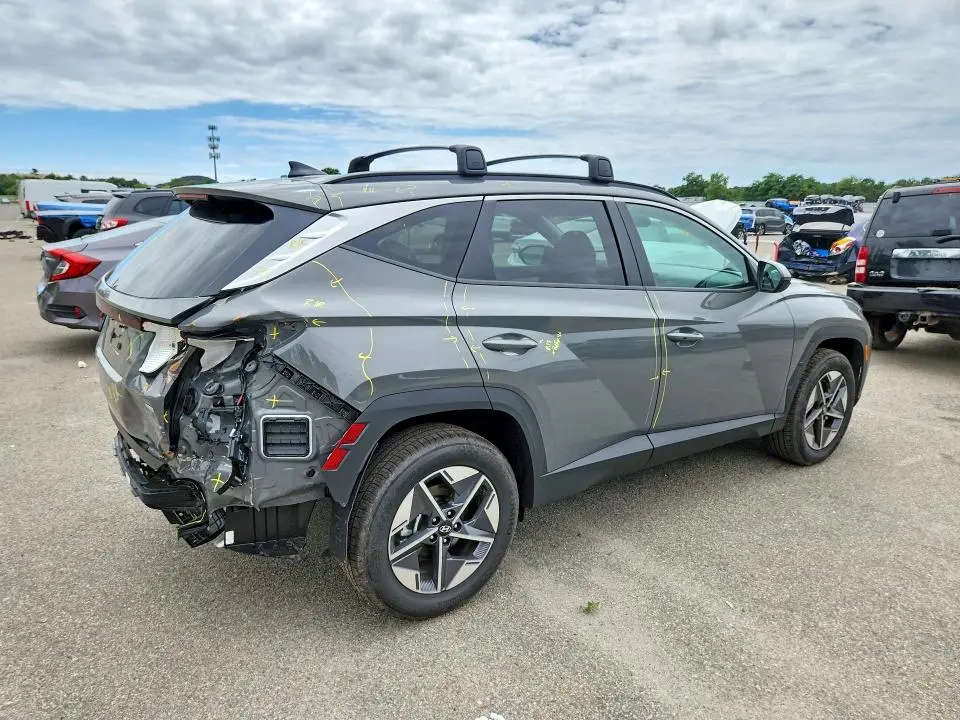 2026 HYUNDAI TUCSON SEL  