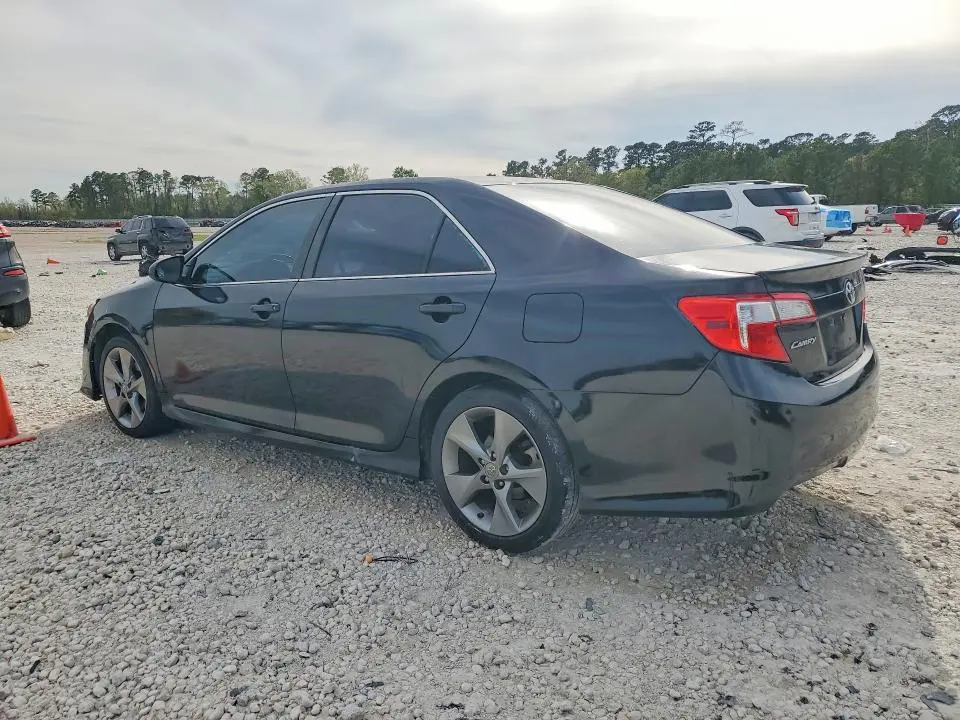 2014 TOYOTA CAMRY SE SPORT  
