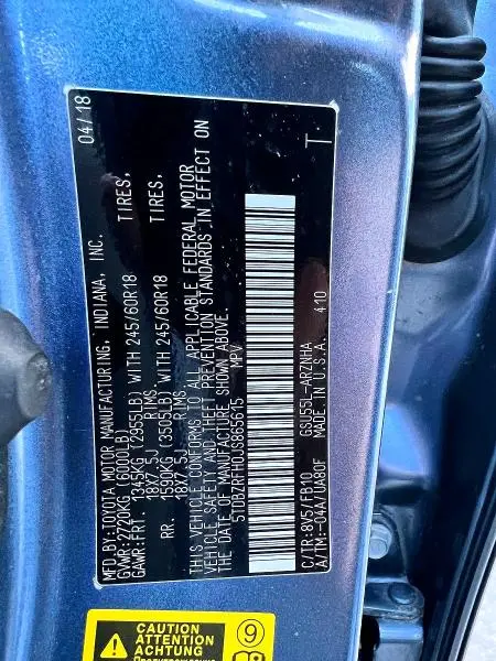 2018 TOYOTA HIGHLANDER LE  