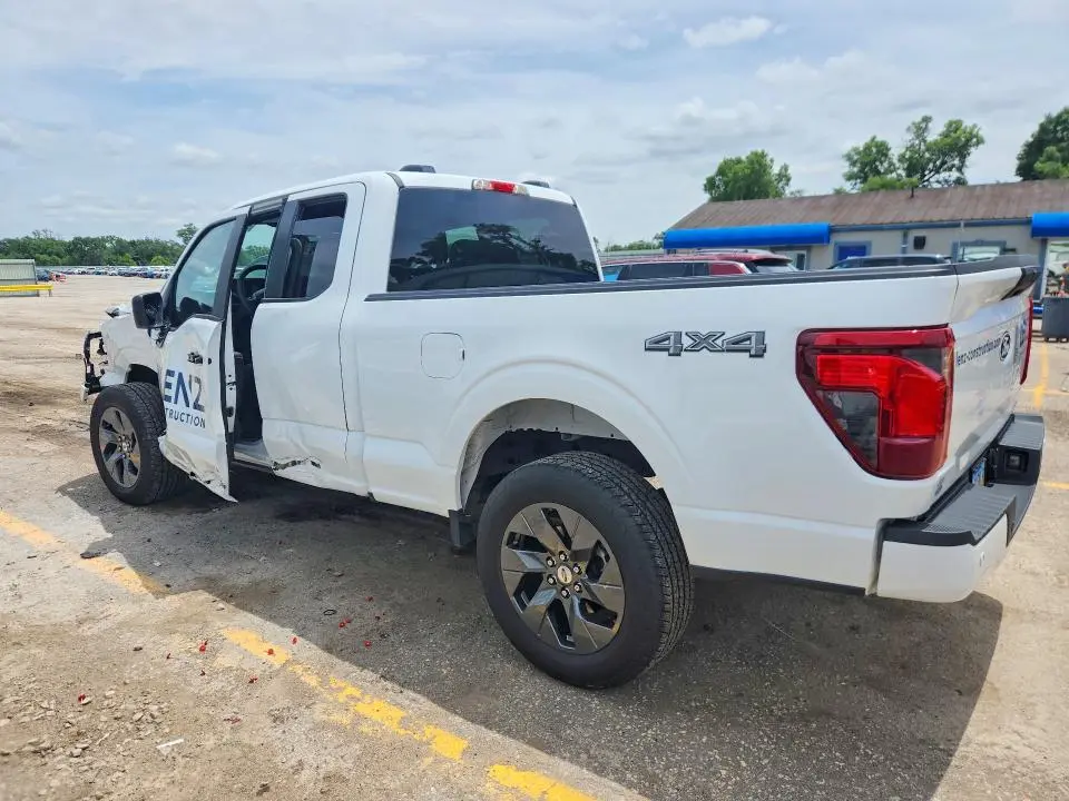 2025 FORD F150 STX  