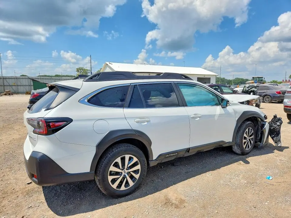 2023 SUBARU OUTBACK PREMIUM  