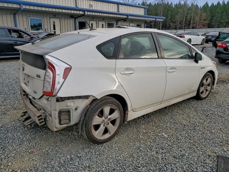 2013 TOYOTA PRIUS   