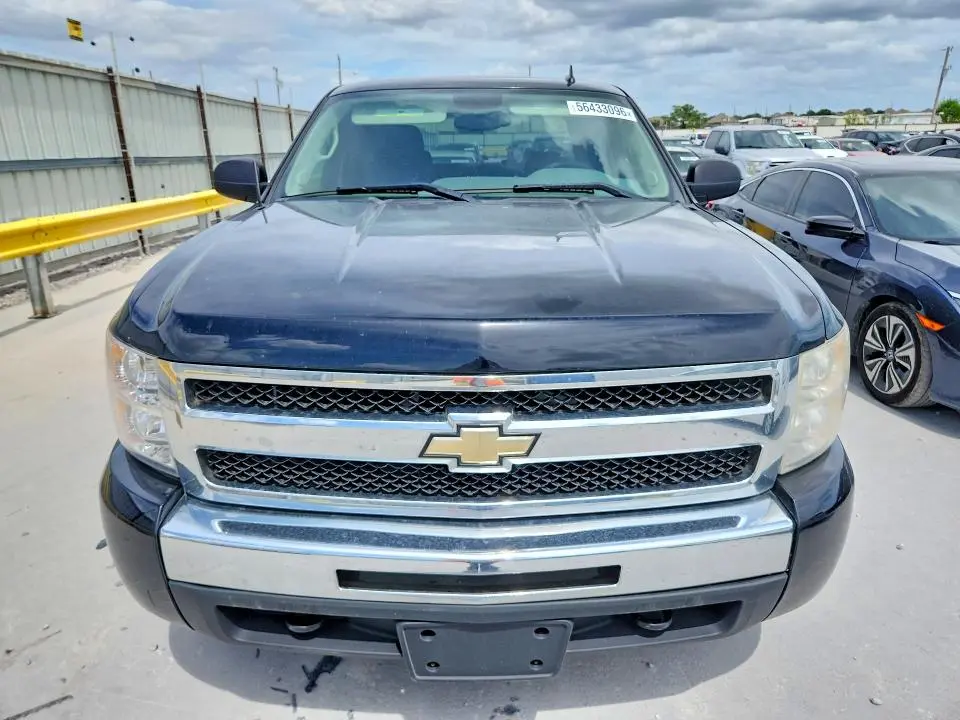 2011 CHEVROLET SILVERADO K1500 LS  