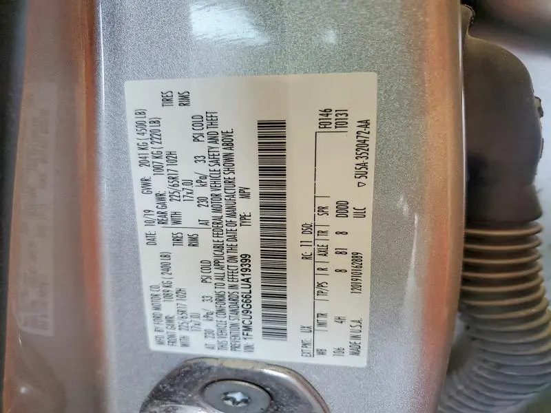 2020 FORD ESCAPE SE  