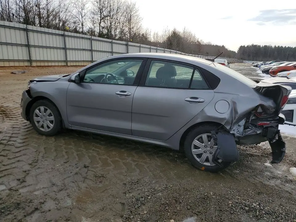 2022 KIA RIO S  