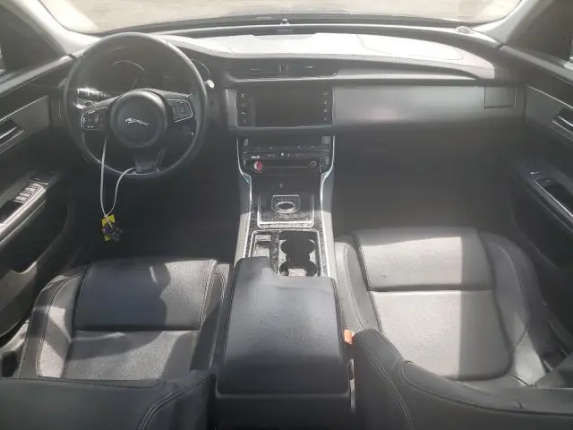 2016 JAGUAR XF PREMIUM  
