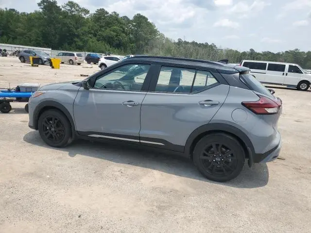 2024 NISSAN KICKS SR  