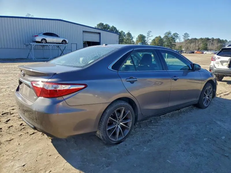 2015 TOYOTA CAMRY XSE  