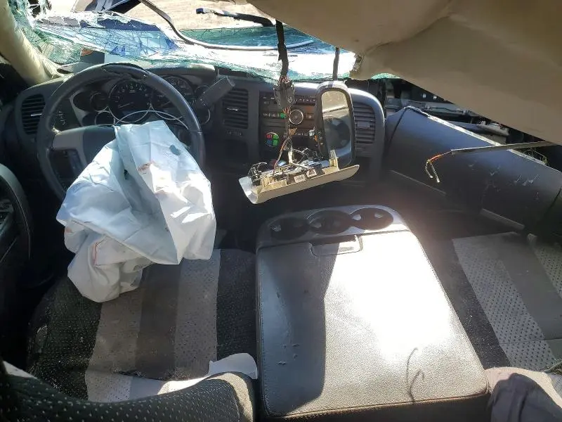 2011 CHEVROLET SILVERADO C1500 LT  