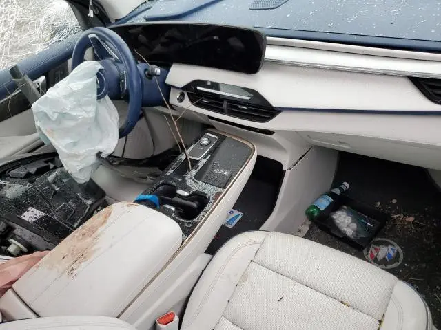 2025 BUICK ENCLAVE AVENIR  