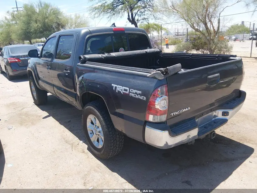 2015 TOYOTA TACOMA BASE V6