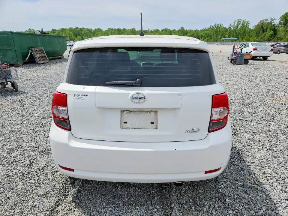 2013 SCION XD BASE  