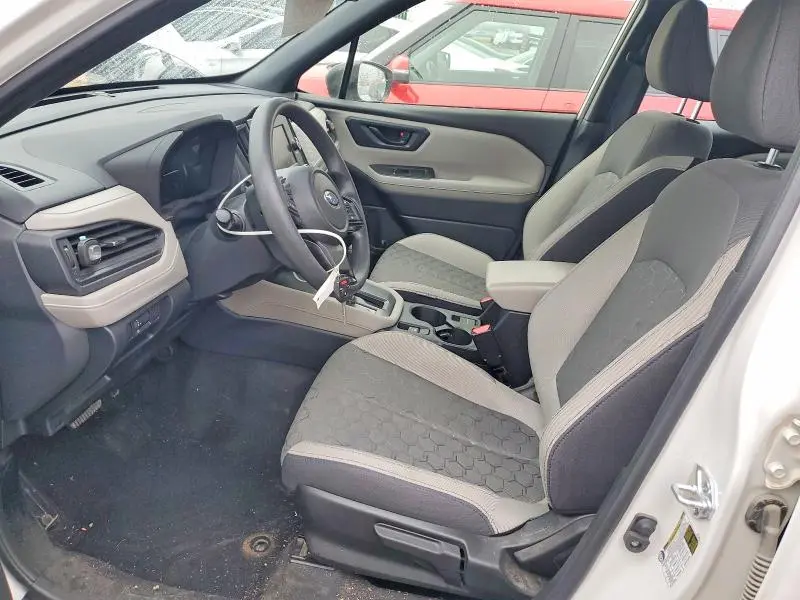 2025 SUBARU FORESTER   