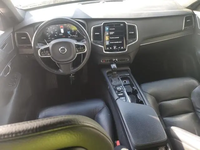 2020 VOLVO XC90 T6 MOMENTUM  
