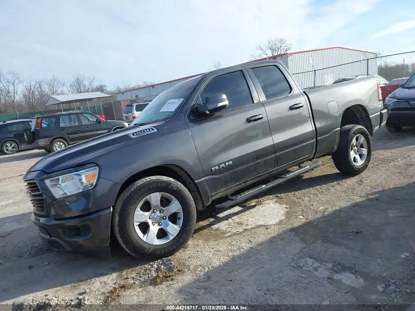 2020 RAM 1500 BIG HORN  4X4 6'4 BOX