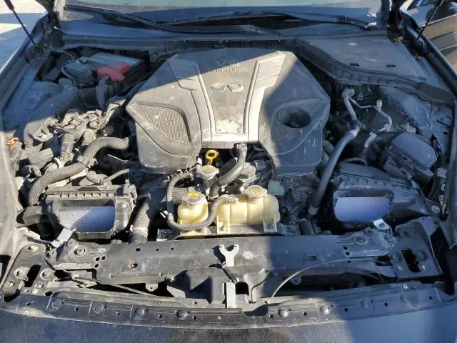 2018 INFINITI Q50 LUXE