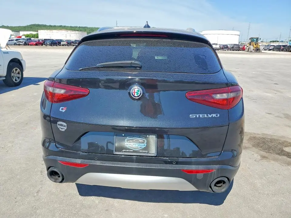 2018 ALFA ROMEO STELVIO   