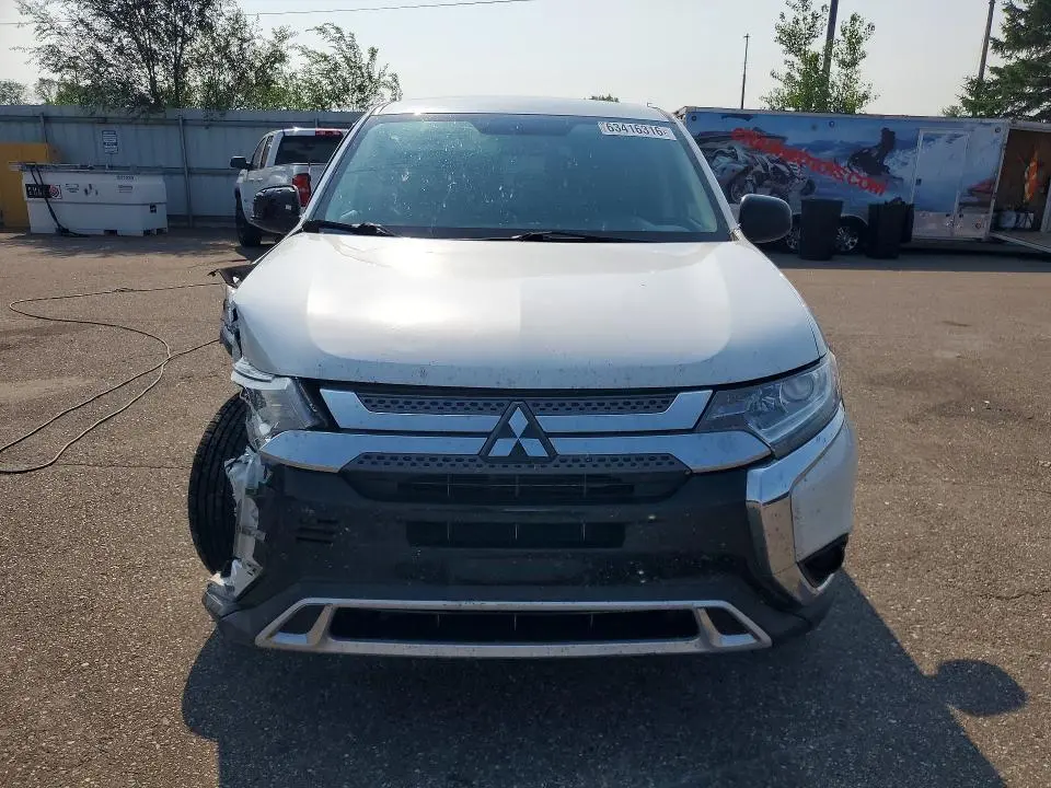 2020 MITSUBISHI OUTLANDER SE  