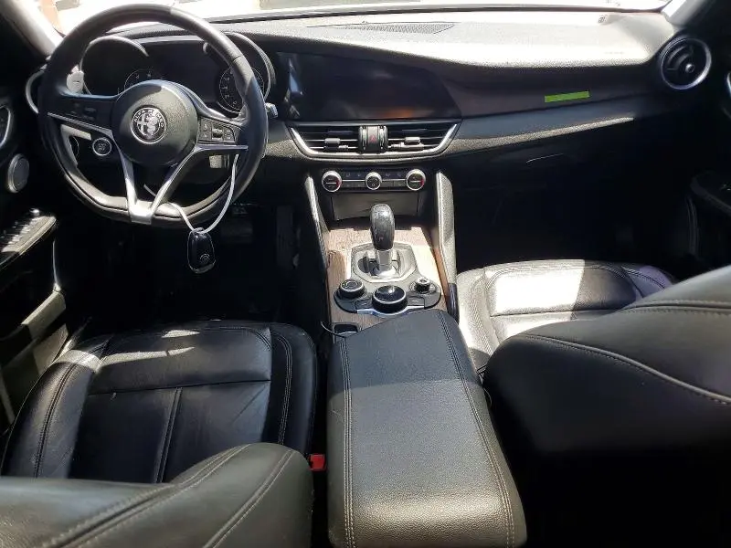 2017 ALFA ROMEO GIULIA TI Q4  